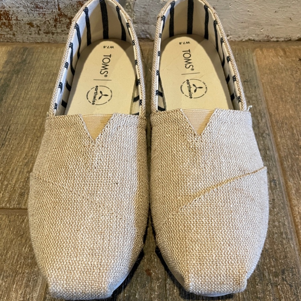 Toms size 7.5
